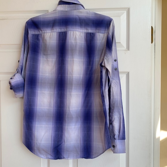 Two Men's Long Sleeve Shirts - Picture 5 of 10